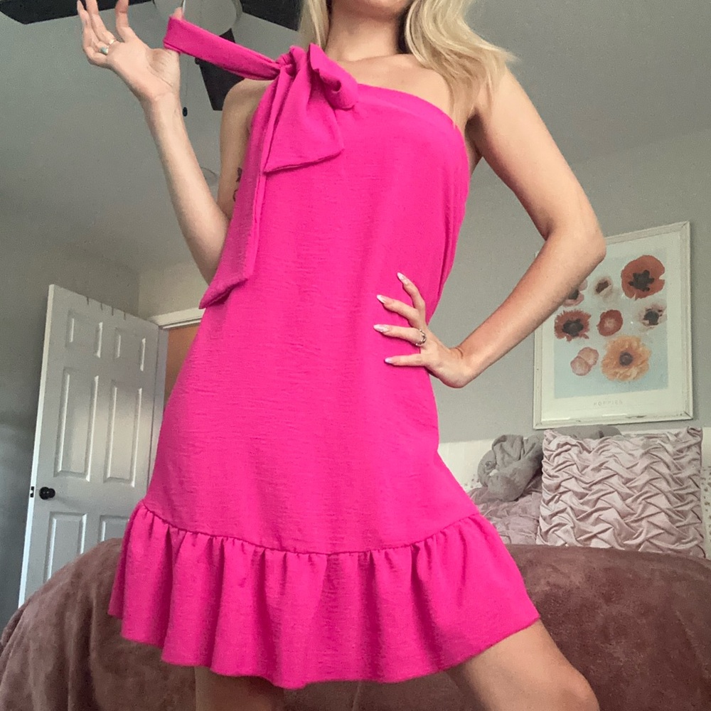 JODIFL Vibrant Pink One-Shoulder Dress